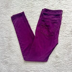 American Eagle maroon stretchy jeggings